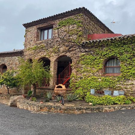Casas Rurales Monasterio De Rocamador Almendral Luaran gambar