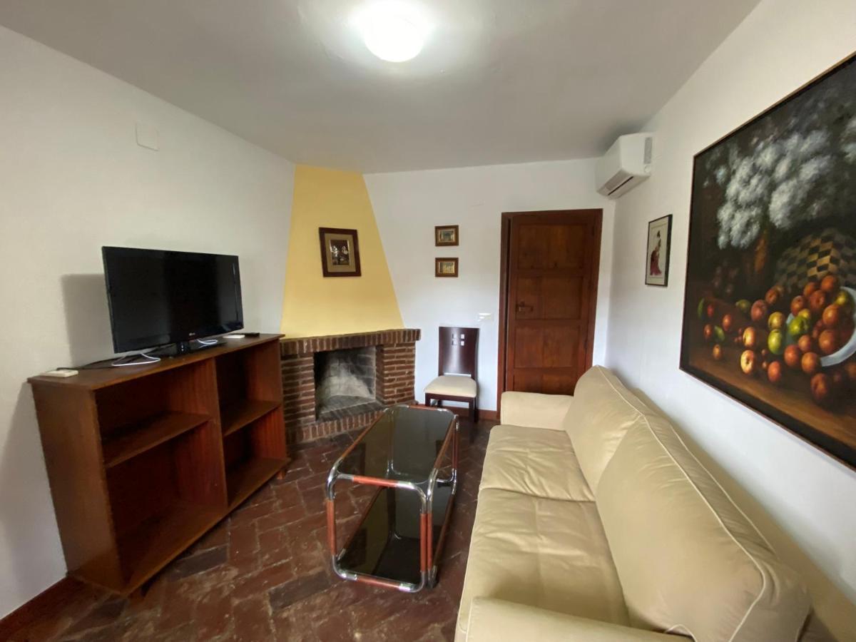 Casas Rurales Monasterio De Rocamador Almendral Luaran gambar